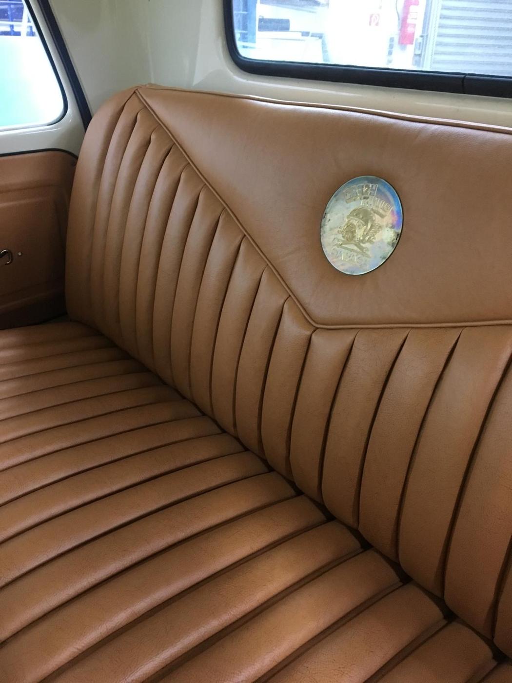 Arbeit der Autosattlerei Drechsler